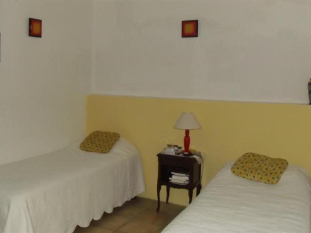 Domaine Saint Victor Hotel La Tour-dʼAigues Buitenkant foto