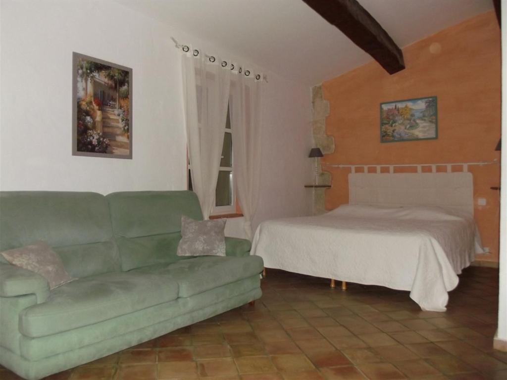 Domaine Saint Victor Hotel La Tour-dʼAigues Buitenkant foto